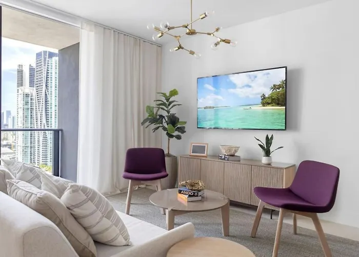 3002 Downtown Miami Apt In Front Of Kaseya Center With Gym And Pool