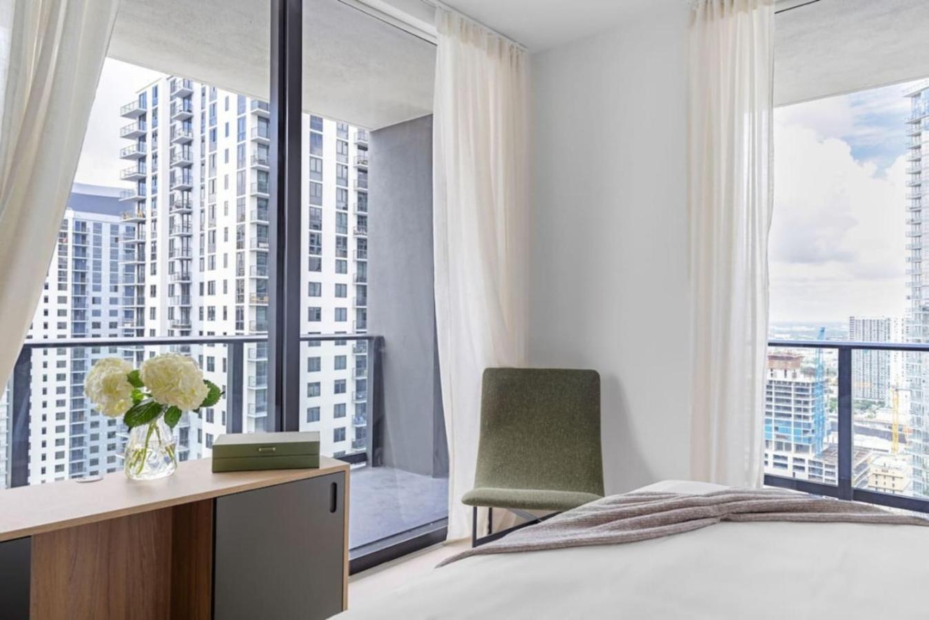 Ferienhaus 3002 Downtown In Front Of Kaseya Center With Gym And Pool *