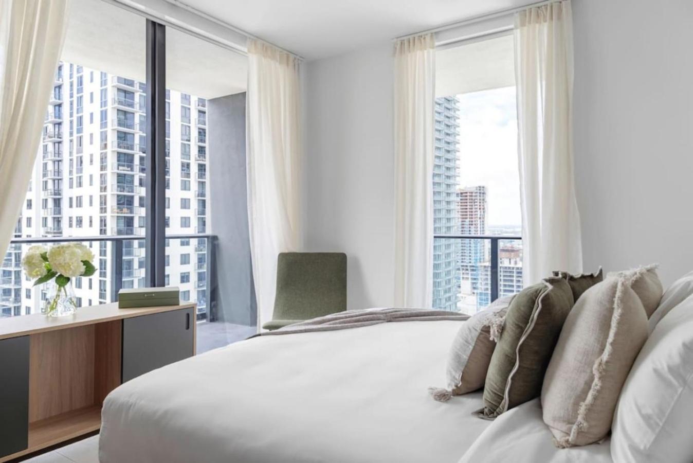 3002 Downtown In Front Of Kaseya Center With Gym And Pool Ferienhaus Miami